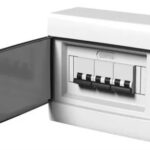 Caja P/tm De Sobreponer 8 Polos Pvc Pta Fume Q Energy Sistelectric - 0480508